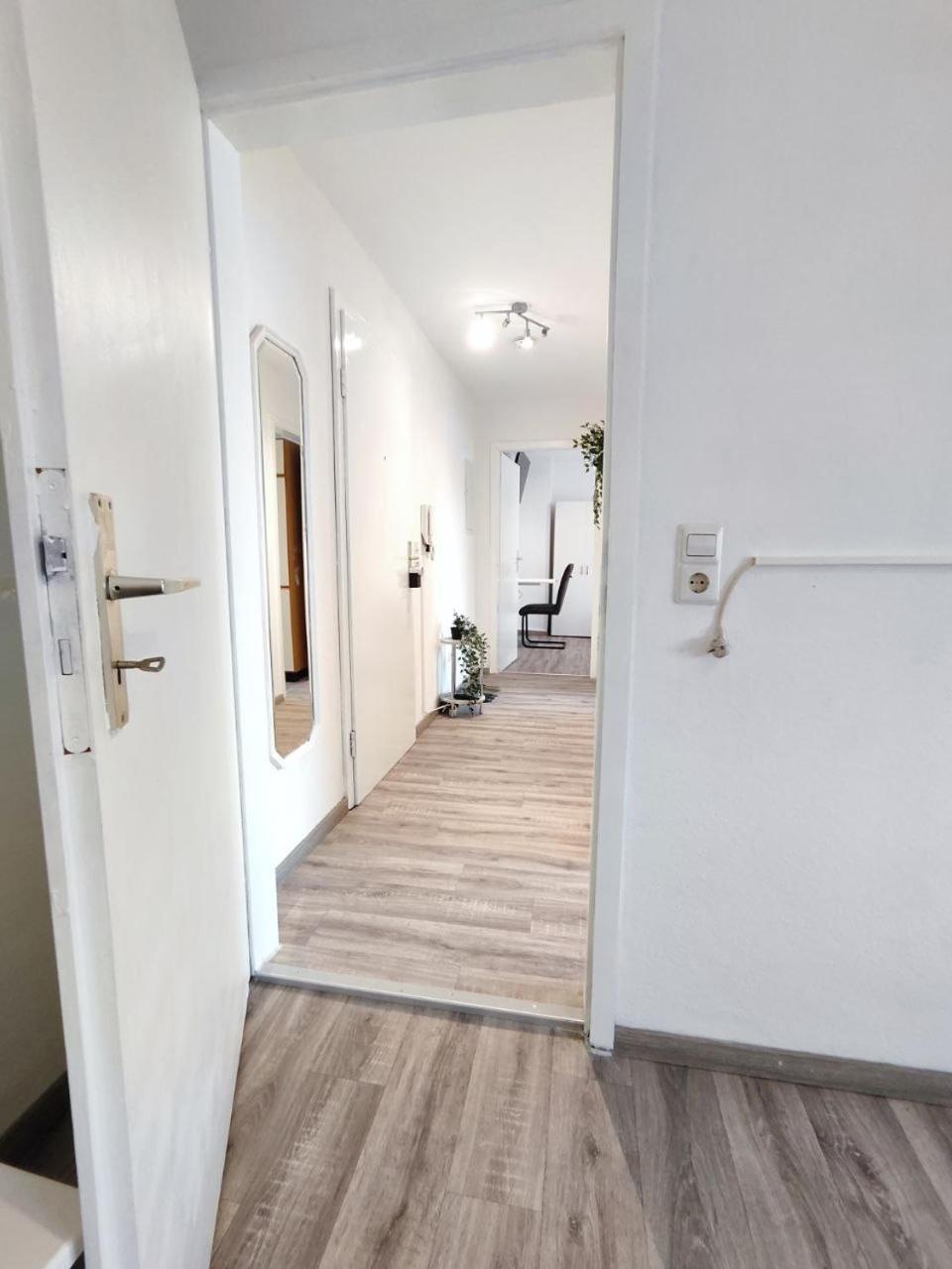 New High Speed Wifi - Elegantes 2 Schlafzimmer Apart Mit 3 Betten Pforzheim Exterior foto